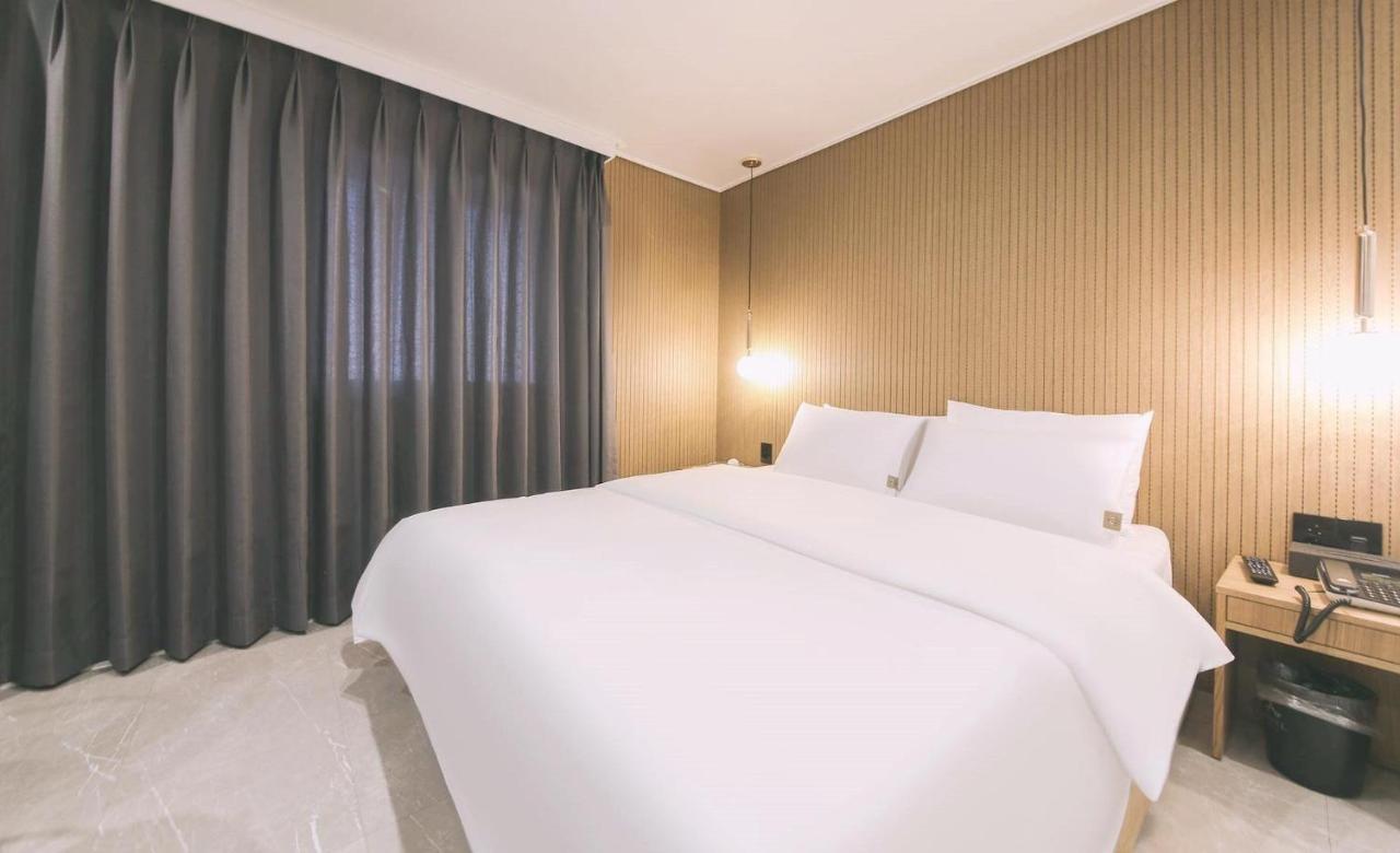 Ariel Hotel Busan Exterior foto